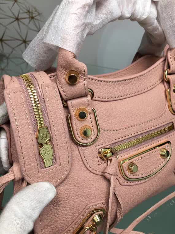 BALENCIAG巴黎世家 原版義大利進口山羊皮 小金釘 可單肩斜挎  BL1272
